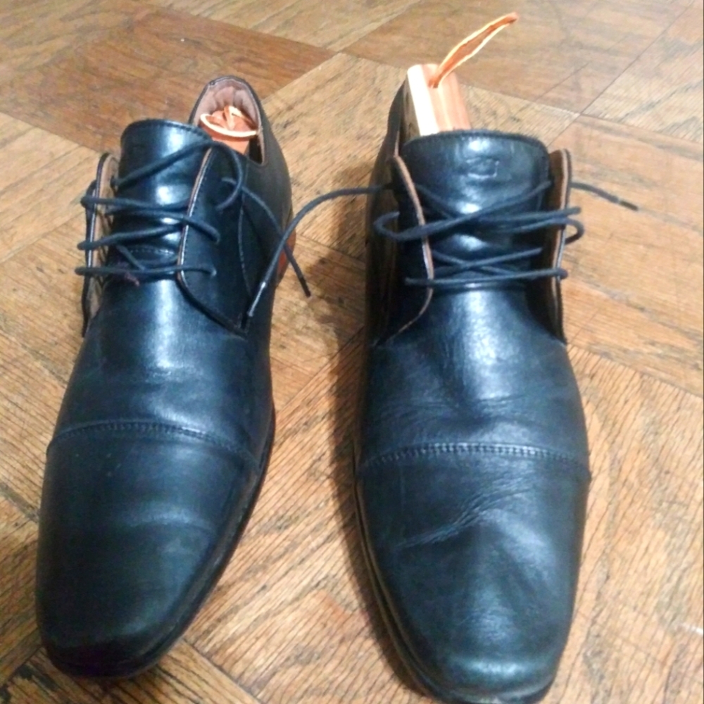 Mens leather dress shoes